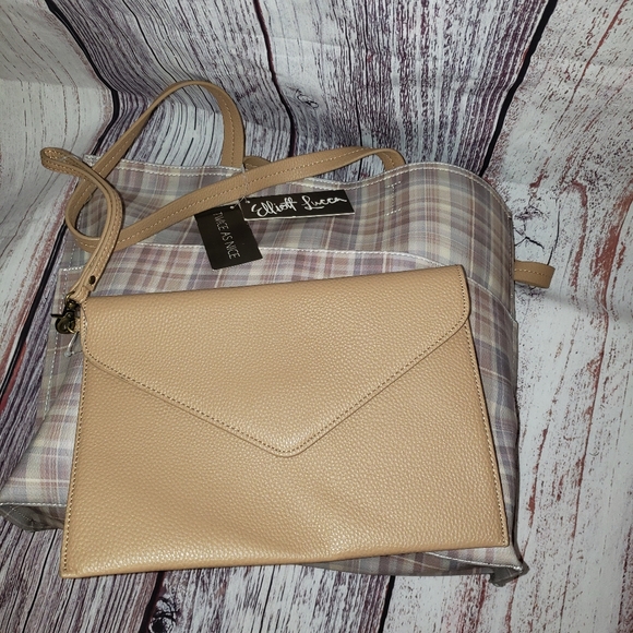 Elliot Lucca Delphine 2 in 1 Tote Sand Plaid - Picture 5 of 12